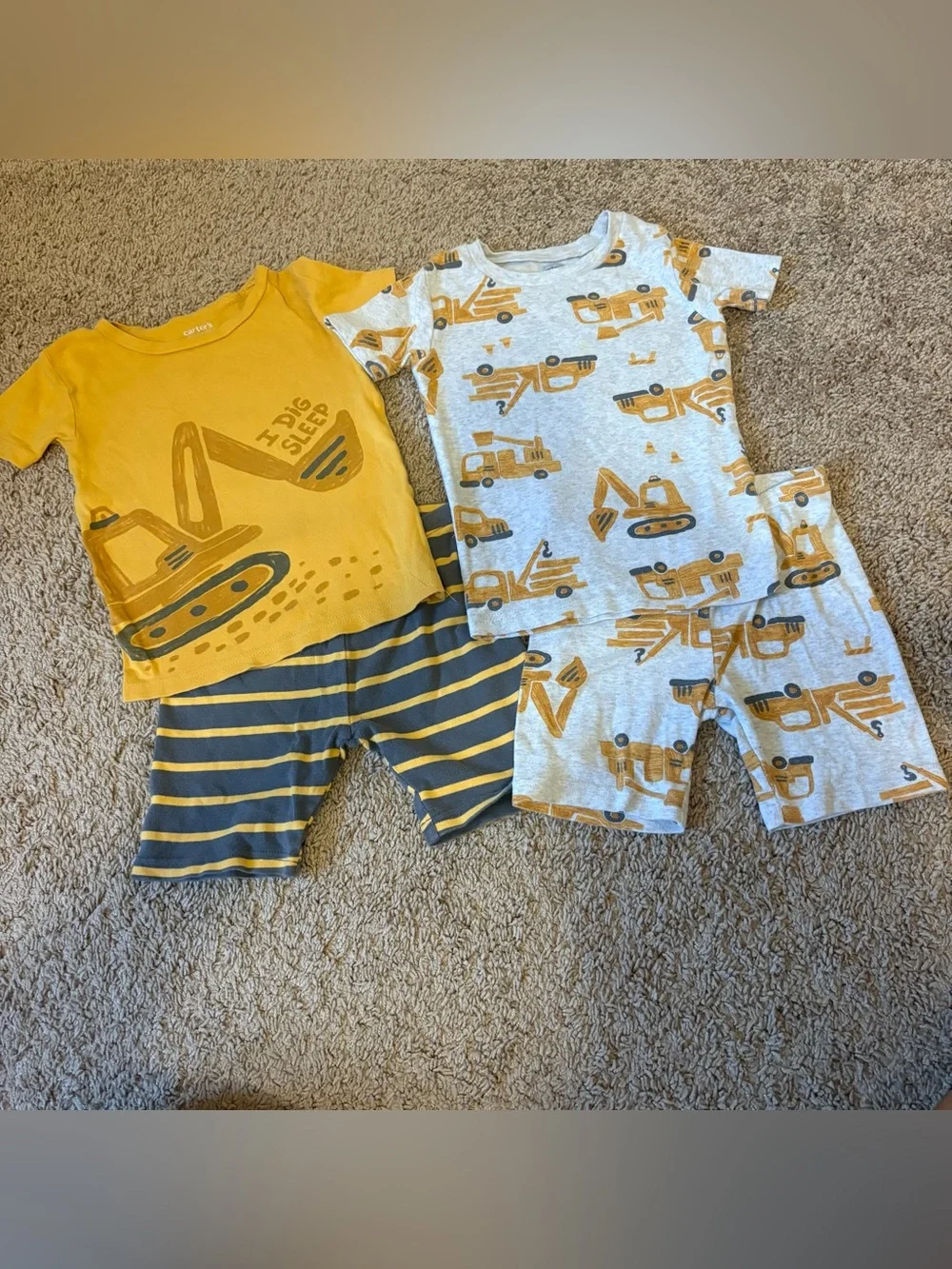 Carter's Yellow and Gray Construction Two-Piece Toddler Sleep Set of two 5T